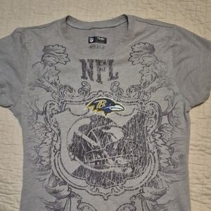 Team Apparel Women's Gray NFL Tee